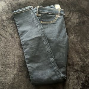 Hollister Dark Wash Skinny Jeans 26 Waist size 3